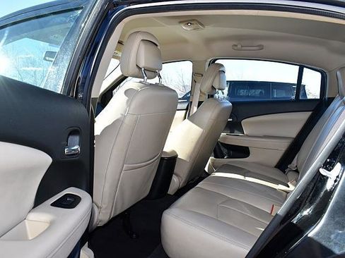 Used 2012 Chrysler 200 Limited image 13