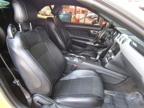 Used 2015 Ford Mustang Premium RWD image 13