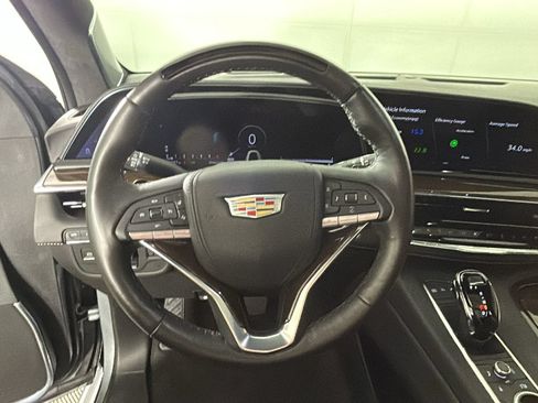 Used 2023 Cadillac Escalade Sport Platinum w/ LPO, ONYX Package AWD/4WD image 17