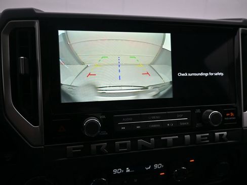 Used 2025 Nissan Frontier SV w/ SV Convenience Package AWD/4WD image 16