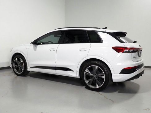 Used 2024 Audi Q4 e-tron Premium w/ Convenience Package AWD/4WD image 8