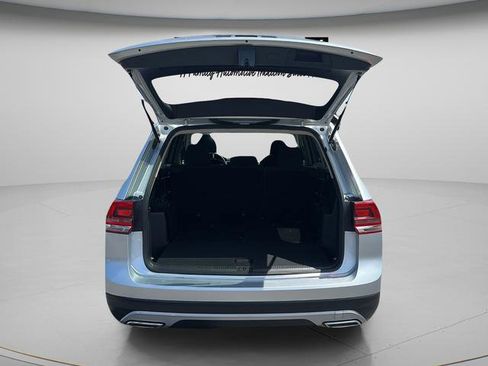 Used 2018 Volkswagen Atlas Launch Edition FWD image 19