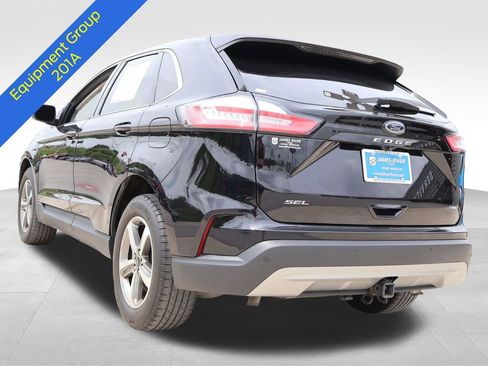 Certified 2023 Ford Edge SEL w/ Convenience Package AWD/4WD image 4