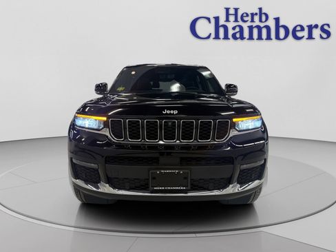 Used 2024 Jeep Grand Cherokee L Limited w/ Luxury Tech Group II image 4