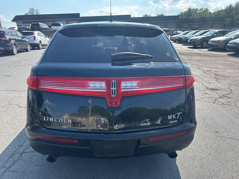 Used 2014 Lincoln MKT AWD w/ Equipment Group 201A image 7