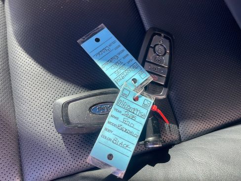 Certified 2025 Ford Expedition Tremor AWD/4WD image 35