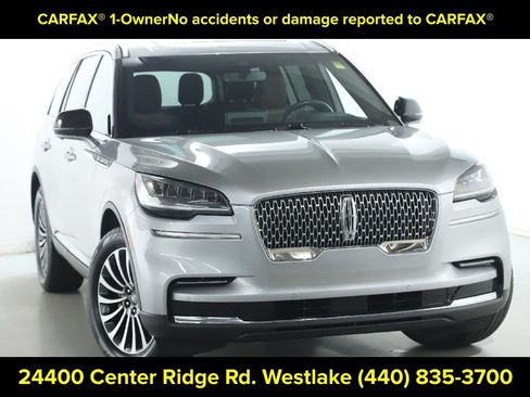 Certified 2023 Lincoln Aviator Reserve AWD/4WD image 2