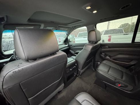 Used 2018 Chevrolet Tahoe LT w/ Luxury Package AWD/4WD image 28