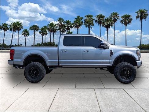 Used 2021 Ford F250 Platinum w/ FX4 Off-Road Package image 8