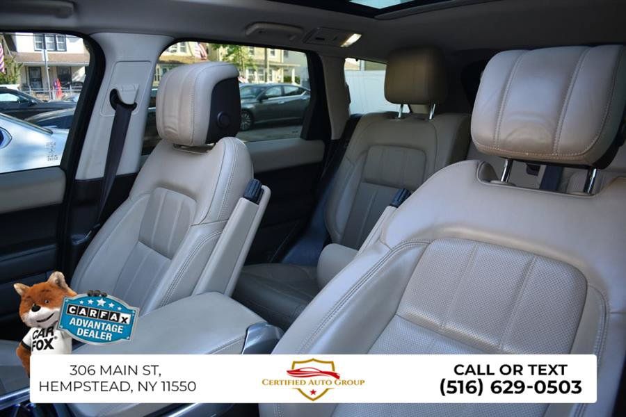 Used 2019 Land Rover Range Rover Sport HSE AWD/4WD image 10