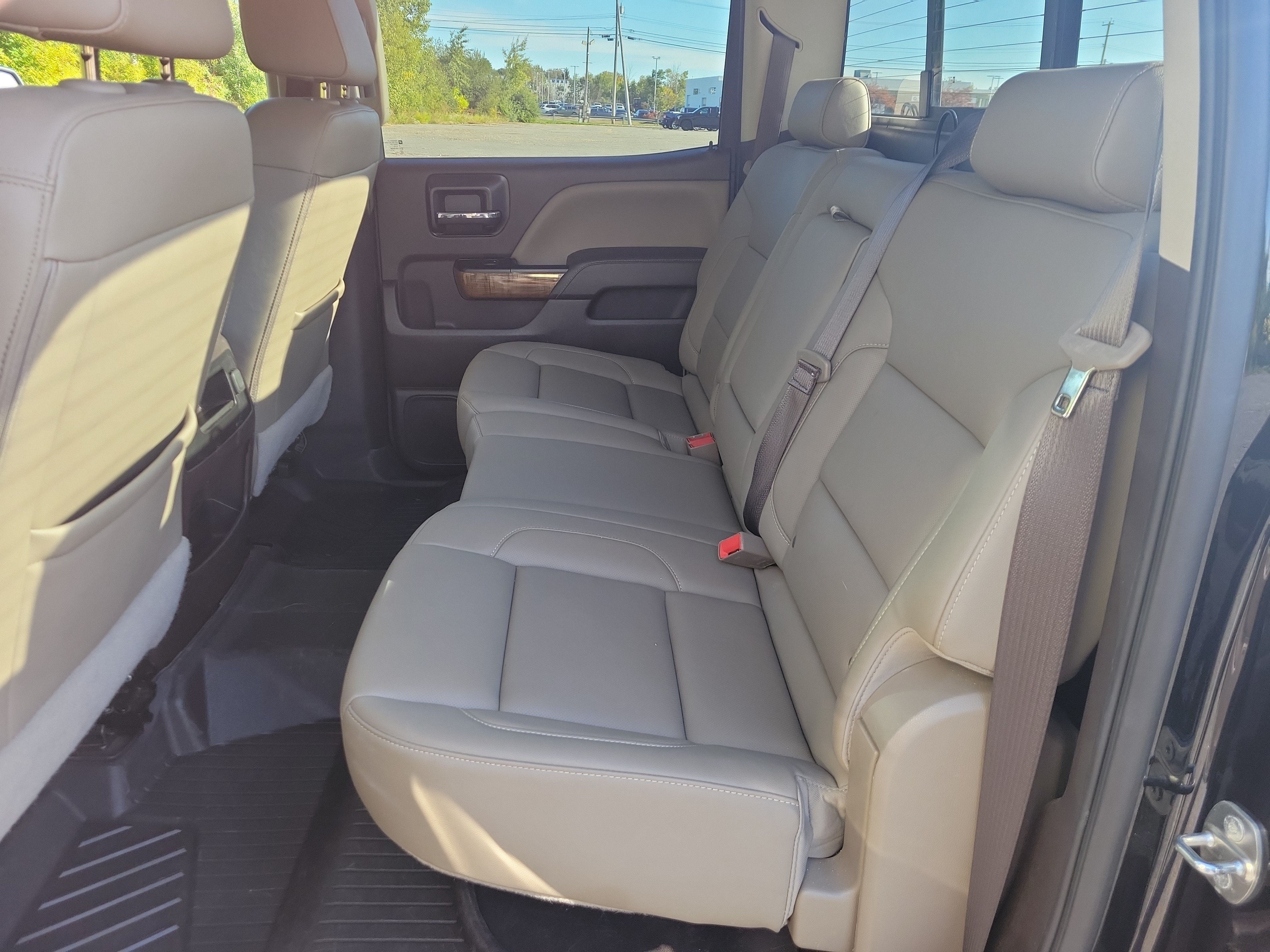 Used 2018 GMC Sierra 1500 SLT AWD/4WD image 16