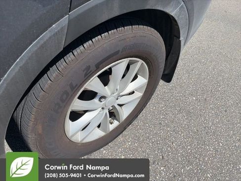 Used 2018 Kia Sorento LX w/ LX V6 Convenience Package image 10