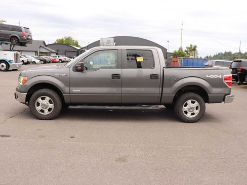 Used 2014 Ford F150 XLT w/ Equipment Group 301A Mid AWD/4WD image 8