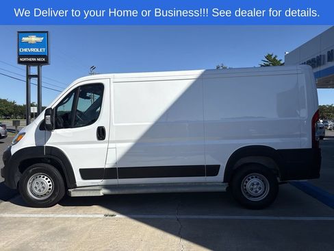 Used 2025 RAM ProMaster 2500 w/ U-Haul Equipment Group FWD image 5