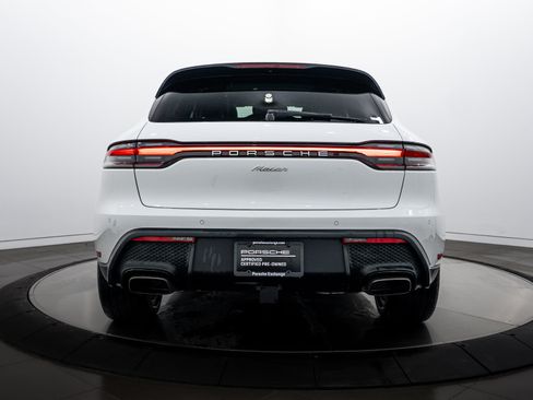 Certified 2025 Porsche Macan image 6