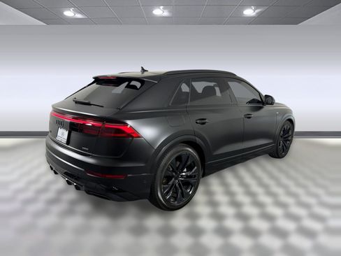 Used 2025 Audi Q8 Prestige w/ Prestige Package AWD/4WD image 9