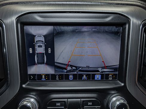 Used 2022 GMC Sierra 3500 Denali w/ Denali Ultimate Package image 23