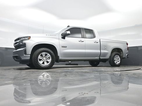 Used 2019 Chevrolet Silverado 1500 LT w/ Texas Edition image 26
