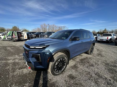 Used 2025 Chevrolet Traverse Z71 w/ LPO, Floor Liner Package image 7