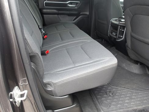 Used 2023 RAM 1500 Big Horn AWD/4WD image 10