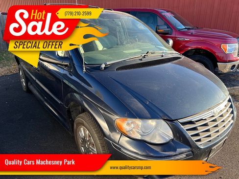 Used 2007 Chrysler Town & Country Limited w/ Trailer Tow Prep Group image 1
