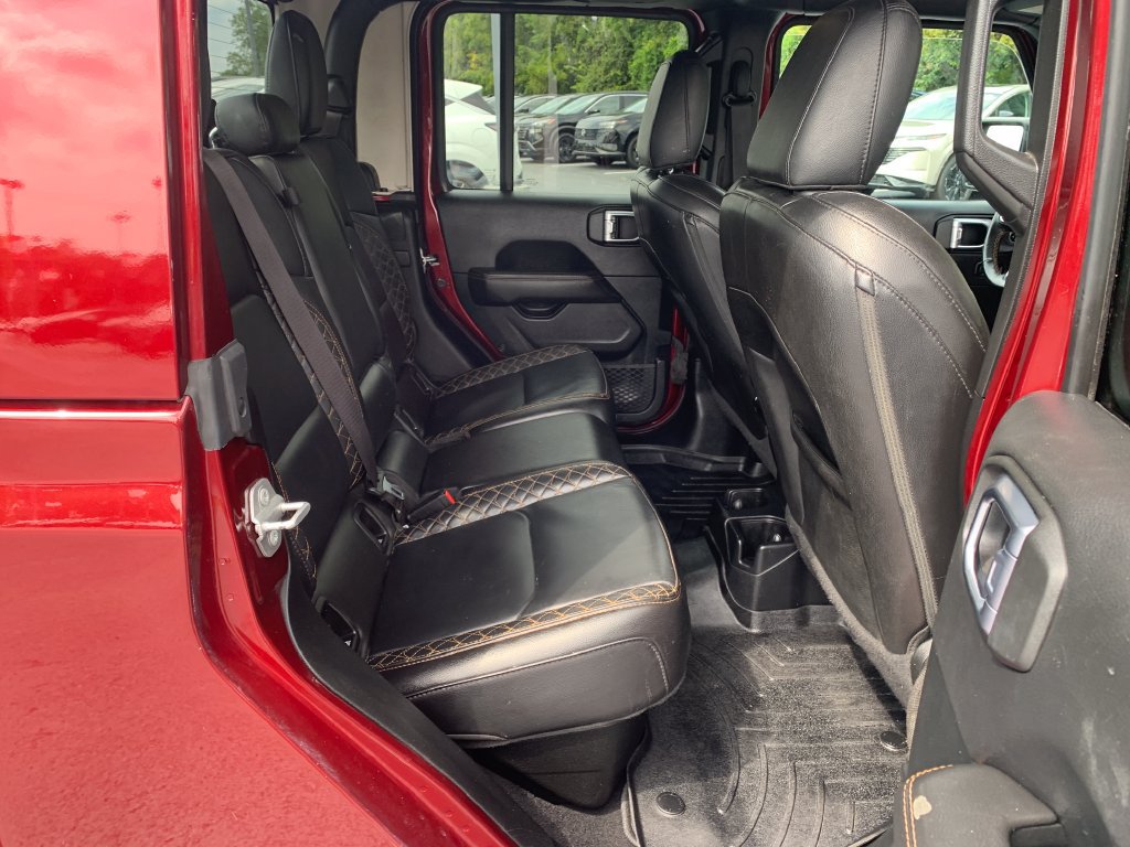 Used 2021 Jeep Gladiator Overland AWD/4WD image 29