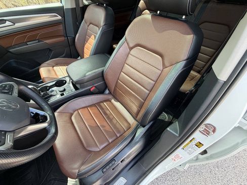 Used 2022 Volkswagen Atlas SEL Premium AWD/4WD image 10