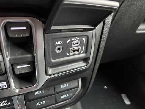 New 2026 Jeep Gladiator Rubicon image 40