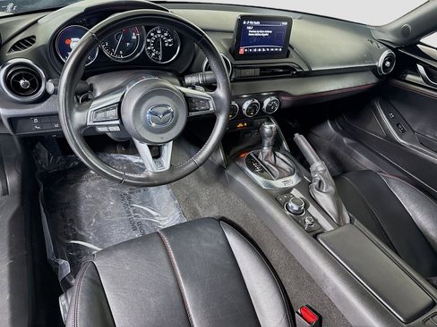 Used 2018 MAZDA MX-5 Miata RF Grand Touring image 14
