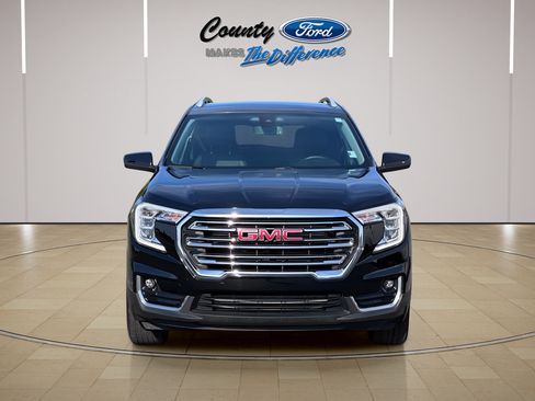 Used 2023 GMC Terrain SLT w/ Infotainment Package II AWD/4WD image 11