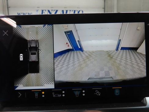 Used 2025 Chevrolet Silverado 2500 LTZ w/ Trail Boss Package image 13