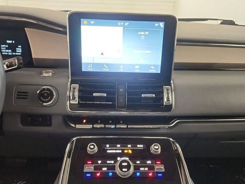 Used 2018 Lincoln Navigator Black Label image 12