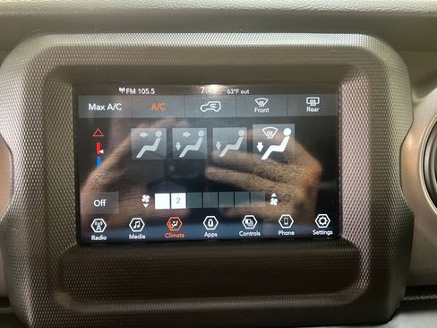 Used 2023 Jeep Wrangler Unlimited Sport AWD/4WD image 28
