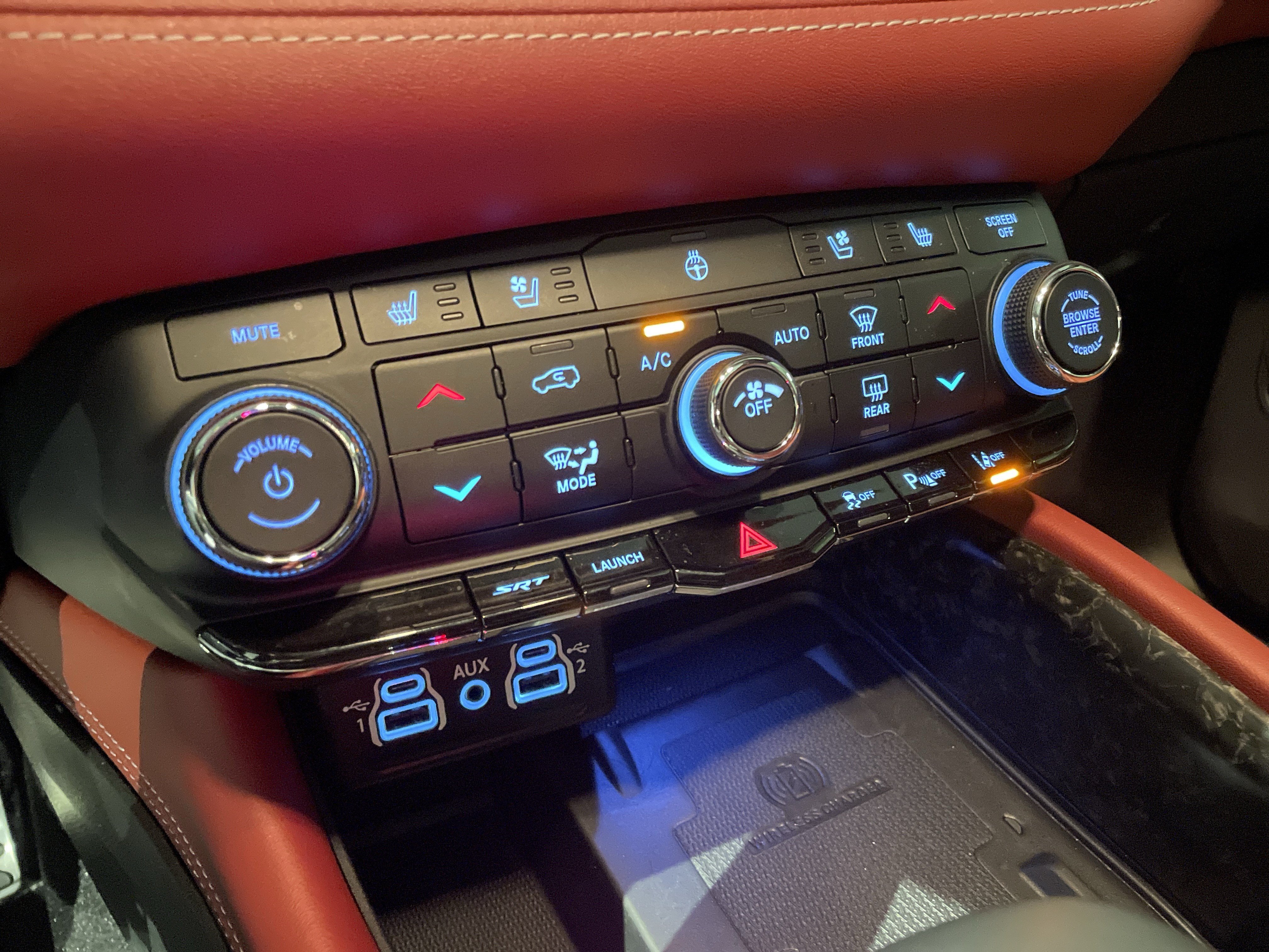 Used 2024 Dodge Durango SRT Hellcat AWD/4WD image 31