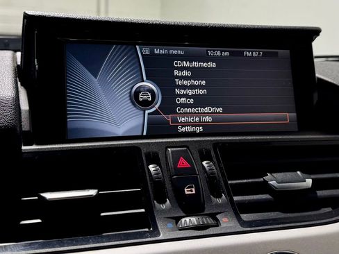 Used 2015 BMW Z4 sDrive28i image 16