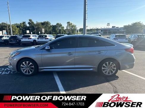 Used 2016 Hyundai Sonata Sport w/ Option Group 03 FWD image 4