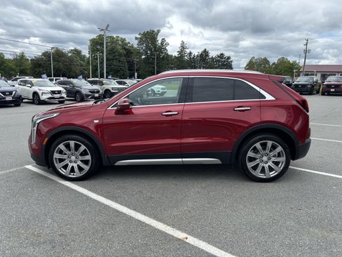Used 2019 Cadillac XT4 Premium Luxury w/ Enhanced Visibility Package AWD/4WD image 5