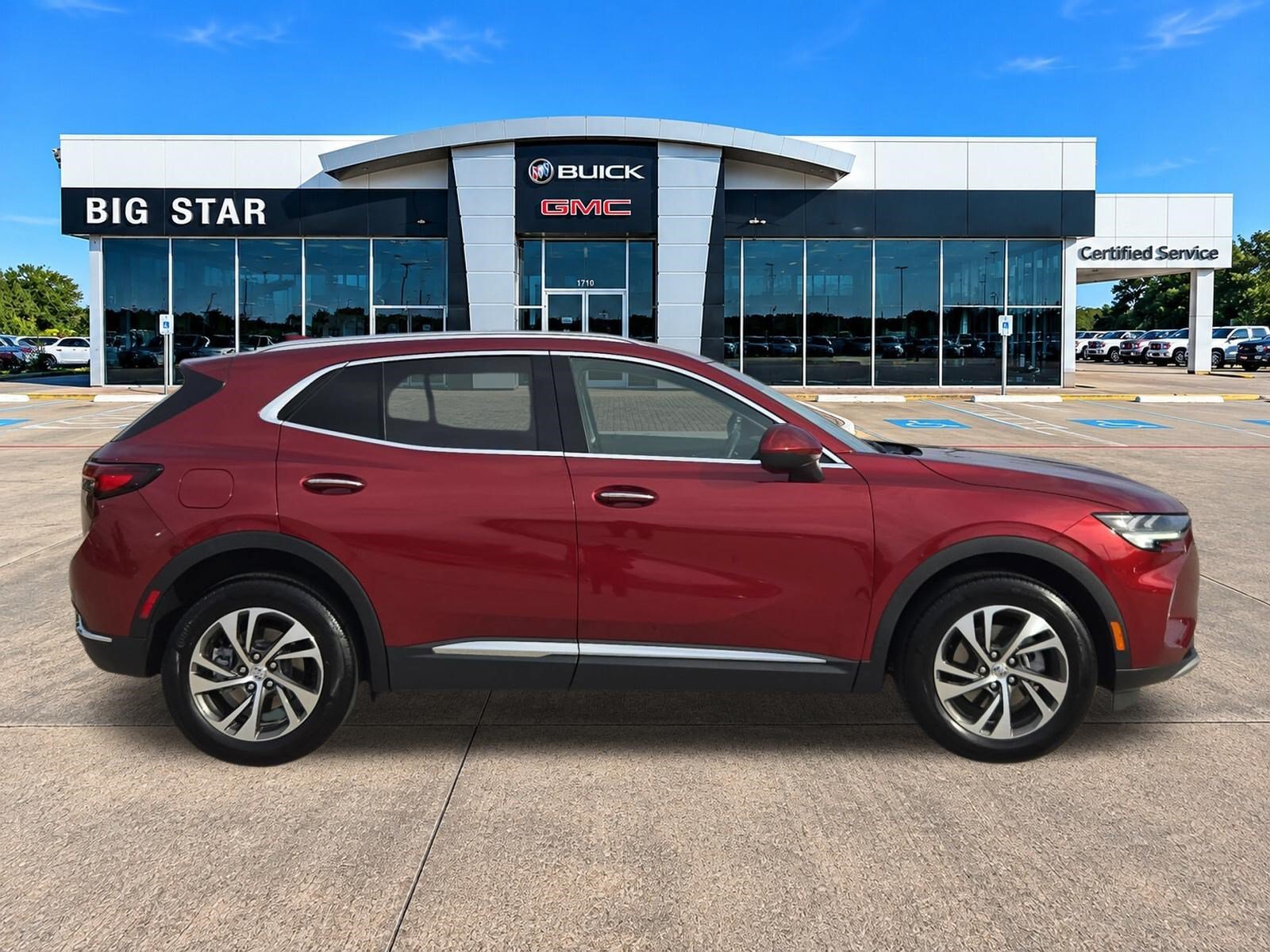 Used 2023 Buick Envision Essence FWD image 2