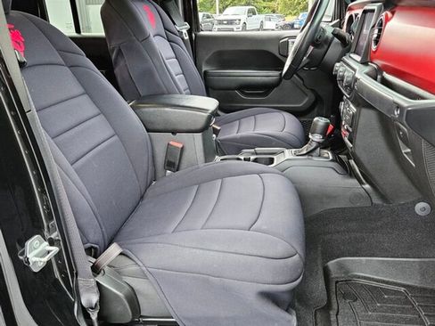 Used 2022 Jeep Gladiator Rubicon image 18