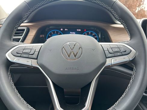 New 2026 Volkswagen Atlas SE FWD image 23