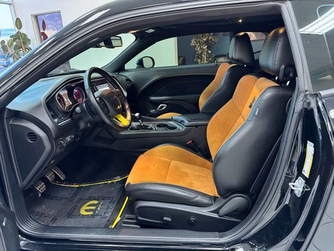 Used 2021 Dodge Challenger R/T Scat Pack w/ Plus Package image 15