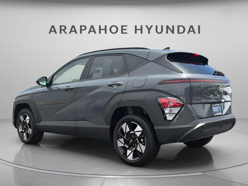 Used 2025 Hyundai Kona SEL AWD/4WD image 3