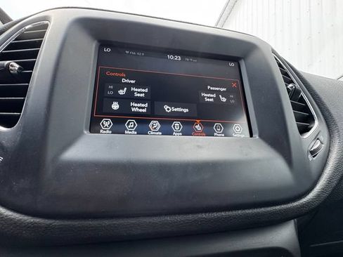 Used 2021 Jeep Compass Latitude w/ Convenience Group AWD/4WD image 33