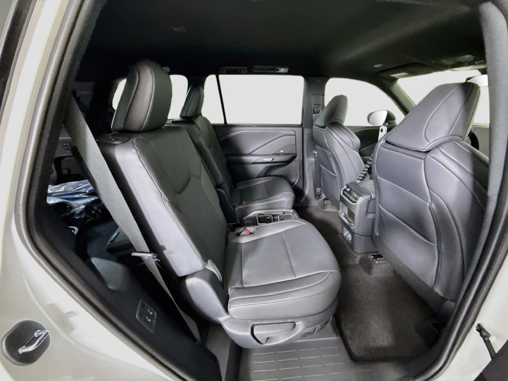 New 2026 Lexus TX 500h AWD w/ Technology Package image 23