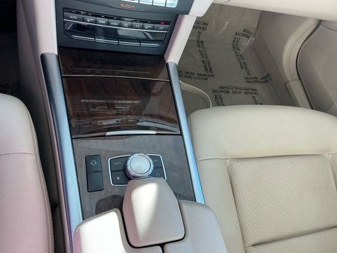 Used 2015 Mercedes-Benz E 250 4MATIC image 16