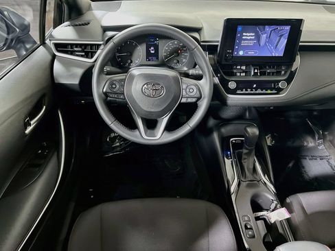 Certified 2023 Toyota Corolla SE w/ SE Premium Package FWD image 19