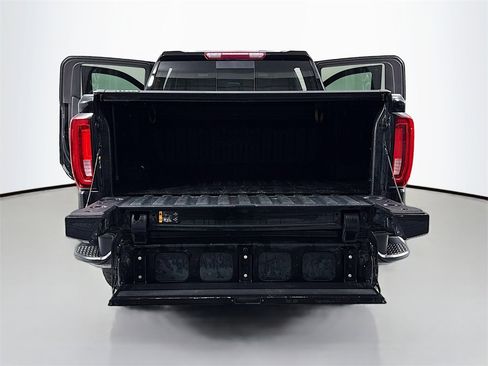 Used 2019 GMC Sierra 1500 AT4 w/ Off Road Performance Package image 29