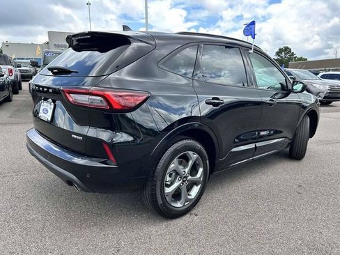 Certified 2024 Ford Escape ST-Line w/ Tech Pack #1 AWD/4WD image 3