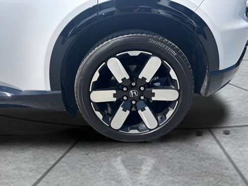 Used 2025 Honda Prologue Elite image 30