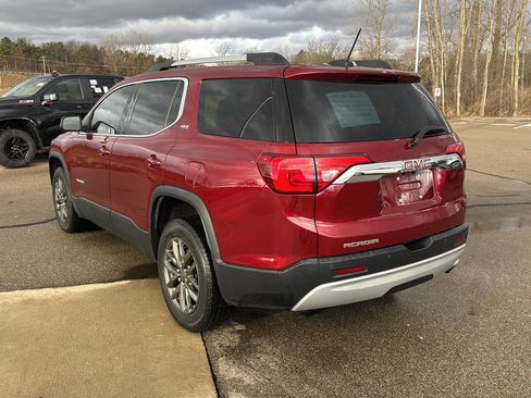 Used 2018 GMC Acadia SLT image 3